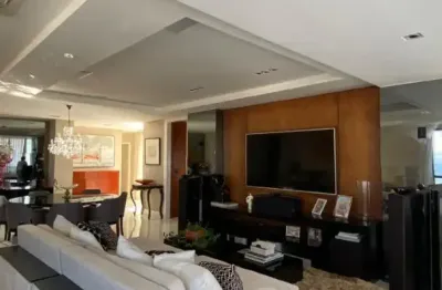 Belíssima cobertura alto padrão no loteamento aquarius com 3 suítes