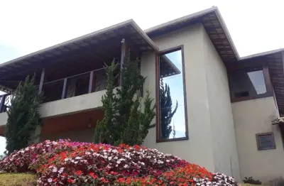 Casa à venda no bairro centro em taquaraçu de minas/mg