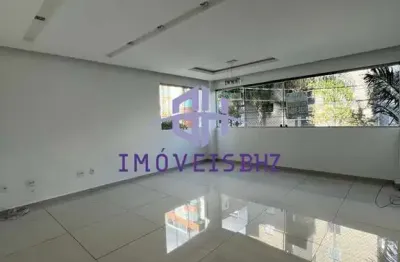 Apartamento de 2 quartos, suite e com área externa, 2 vagas e elevador