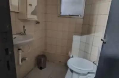 Barracão para Venda em Curitiba, Santa Quitéria, 2 banheiros