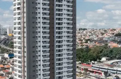 Lindo apartamento com varanda gourmet c/ churrasqueira a carvão.