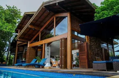 Linda casa no condominio piscinas naturais em praia do forte