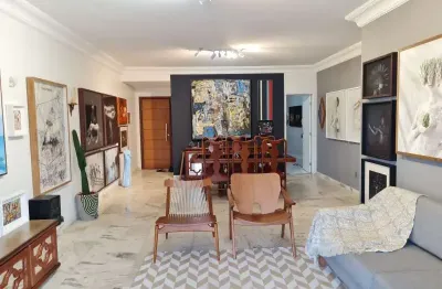 Apartamento a venda amplo 160m2 no costa azul 3/4 sendo 1 gabinete 1 suíte 2 vagas cobertas vista mar nascente dependência completa r$ 550.000,00