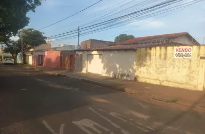 Terreno à venda na Avenida Olímpica, 460, Santa Rosa, Uberlândia