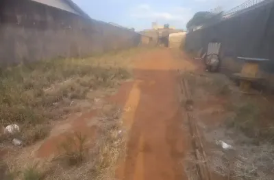 Terreno  comercial, ótimo para oficina e barracão 425 m² 425m²