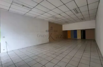 Casa comercial para alugar na Rua Paraibuna, Jardim São Dimas, São José dos Campos