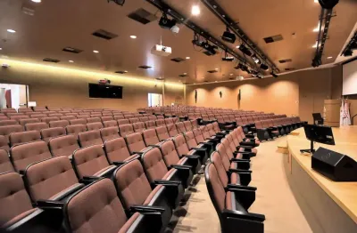 Prédio para alugar na Avenida Tiradentes, Luz, São Paulo