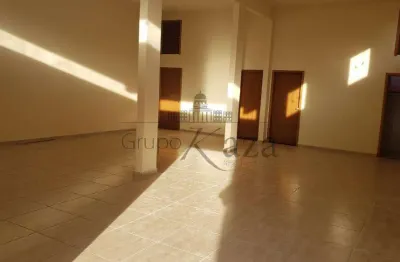 Casa comercial para alugar na Avenida Nadyr Mota Cortês, Jardim Santa Rosa, São José dos Campos