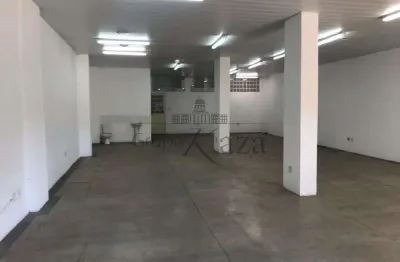 Casa comercial para alugar na Rua José de Alencar, Centro, São José dos Campos