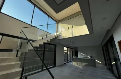 Oportunidade - casa sobrado condomínio - bairro floresta - condomínio reserva aruanã - 4 suítes - 278m².