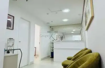 Oportunidade sala comercial - jardim aquarius - new worker tower - 49m².