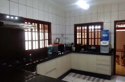 Casa com 3 quartos à venda na Rodovia Monteiro Lobato, Alto da Ponte, São José dos Campos