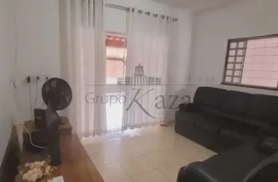 Oportunidade - casa térrea - jardim oriente - 3 dormitórios - 176m².
