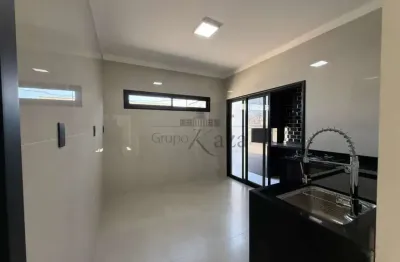 Casa com 3 quartos à venda na Avenida Salinas, Bosque dos Eucaliptos, São José dos Campos