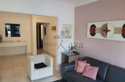 Casa com 2 quartos à venda na Rua Ribeirão Claro, Jardim Maringá, São José dos Campos