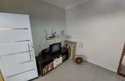 Casa com 2 quartos à venda na Rua José Antônio Monteiro Santos, Residencial Bosque dos Ipês, São José dos Campos
