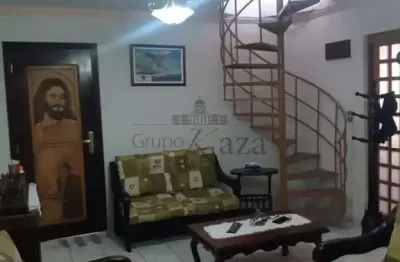 Casa sobrado - jardim satélite - 3 dormitórios 282m² - aceita permuta.