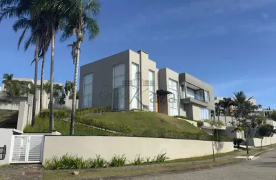 Casa em Condomínio Porteira Fechada - Condomínio Reserva do Paratehy - 5 Dormitórios - 577,98m² - Estuda Permuta.