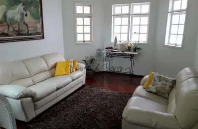 Oportunidade - Casa - Jardim das Industrias - 4 Dormitórios - 250m².