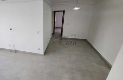 Oportunidade - Apartamento - Bosque dos Ipês - Residencial Oliveira - 3 Dormitórios - 85m².