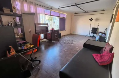 Oportunidade - casa térrea - jardim das industrias - 4 dormitórios - 120m².