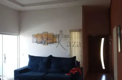 Casa em condomínio - condomínio verana - 3 dormitórios - 391m² - aceita permuta.