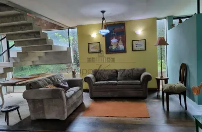 Casa condomínio - urbanova - residencial chácara dos eucaliptos - 4 dormitórios - 380m² - aceita permuta.