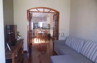 Oportunidade - casa sobrado - eugênio de melo - 4 dormitórios - 320m².