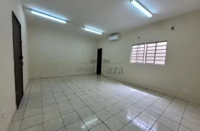Sala comercial para alugar na Rua Vilaça, Centro, São José dos Campos