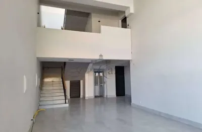 Casa comercial para alugar na Avenida Siqueira Campos, Centro, Jacareí