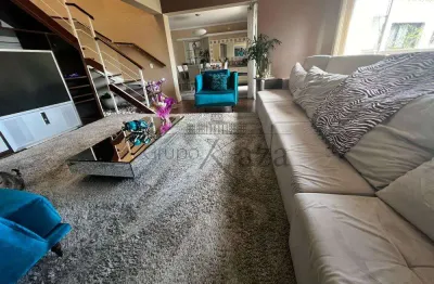 Cobertura Duplex - Vila Ema - Residencial Villa Romana - 5 Suítes - 420m² - Estuda Permuta.