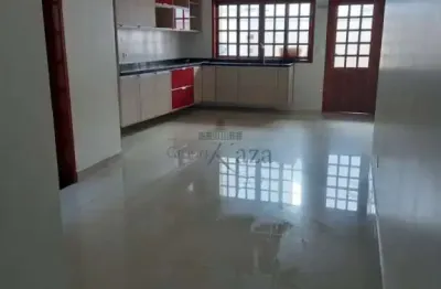 Oportunidade - Sobrado - Vila Jaci - 3 Dormitórios - 240m² - Estuda Permuta.