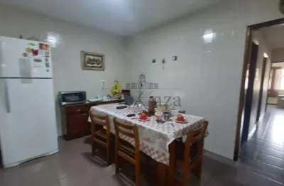 Oportunidade - casa com edícula - jardim satélite - 2 dormitórios - 177m².