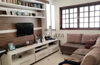 Oportunidade - casa padrão sobrado - jardim sul - 3 dormitórios - 141m² - aceita permuta por apartamento.