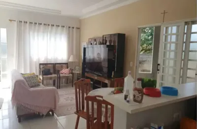 Oportunidade - casa térrea - jardim santa júlia - 3 dormitórios - 259m².
