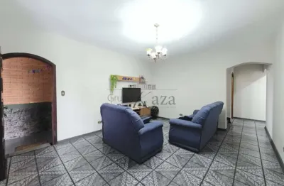 Oportunidade - casa sobrado - jardim guimarães - 3 dormitórios - 206m² - analisa permuta.