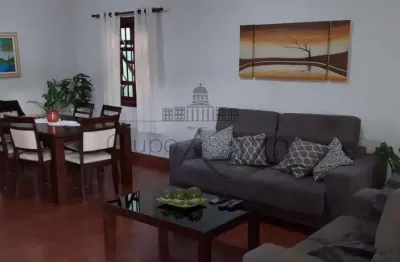 Sobrado - 5 dormitórios - 1 suíte - 264m - bosque dos eucaliptos