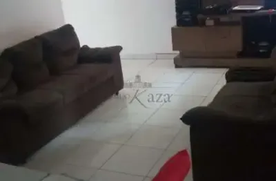 Oportunidade - casa - loteamento santa edwiges - 2 dormitórios - 141m².