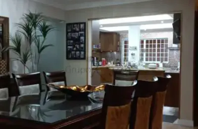 Casa mobiliada - sobrado - guarulhos - vila rosário - 3 dormitórios - 302m² - aceita permuta.