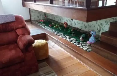 Casa alto padrão - jardim satélite - 5 dormitórios - 300m² - aceita permuta.