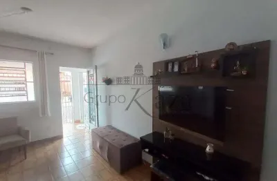 Casa térrea com 2 pontos comerciais a venda - jardim augusta - 275m² - 2 dormitórios