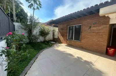 Casa com 3 quartos à venda na Rua Martim de Sá, 1259445, Jardim Satélite, São José dos Campos