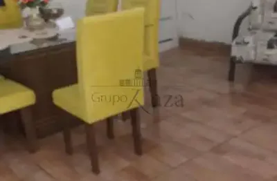 Casa com 2 quartos à venda na Rua Vicente de Paula Oliveira, 135245, Residencial Armando Moreira Righi, São José dos Campos