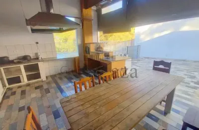 Casa - Residencial - Comercial - Bairro Sape - Parque Residencial Maria Elmira - Caçapava - 1.300m² - 4 Dormitórios.