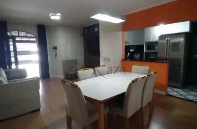 Casa com 2 quartos à venda na Rua Fábio Andreotti, 185145, Jardim Santa Marina, Jacareí