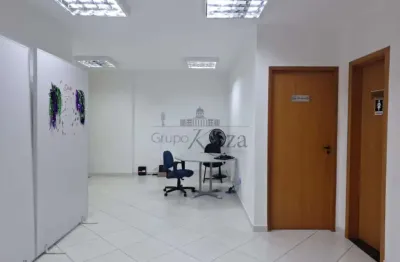 Oportunidade - sala comercial - centro - espaço empresarial sky i - 82m².