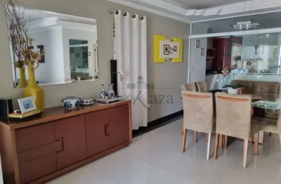 Casa - parque residencial flamboyant - 3 dormitórios - 167m².