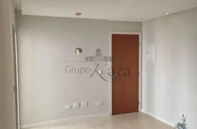 Oportunidade - Apartamento - Jardim Oriente - Condomínio Aquarela - 2 Dormitórios - 52m².