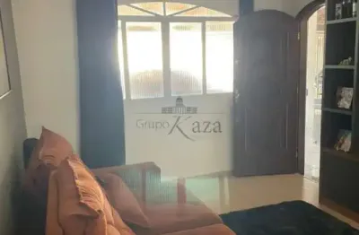 Oportunidade - Casa - Jardim Vale do Sol - 2 Dormitórios - 75m².