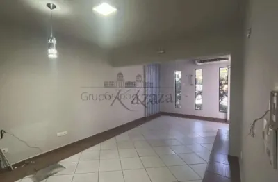 Oportunidade - casa comercial - centro - jacareí - 3 dormitórios - 109,14m².